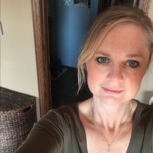 Meet your Posher, Misti